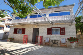  Apartments by the sea Seget Vranjica, Trogir - 980  Трогир